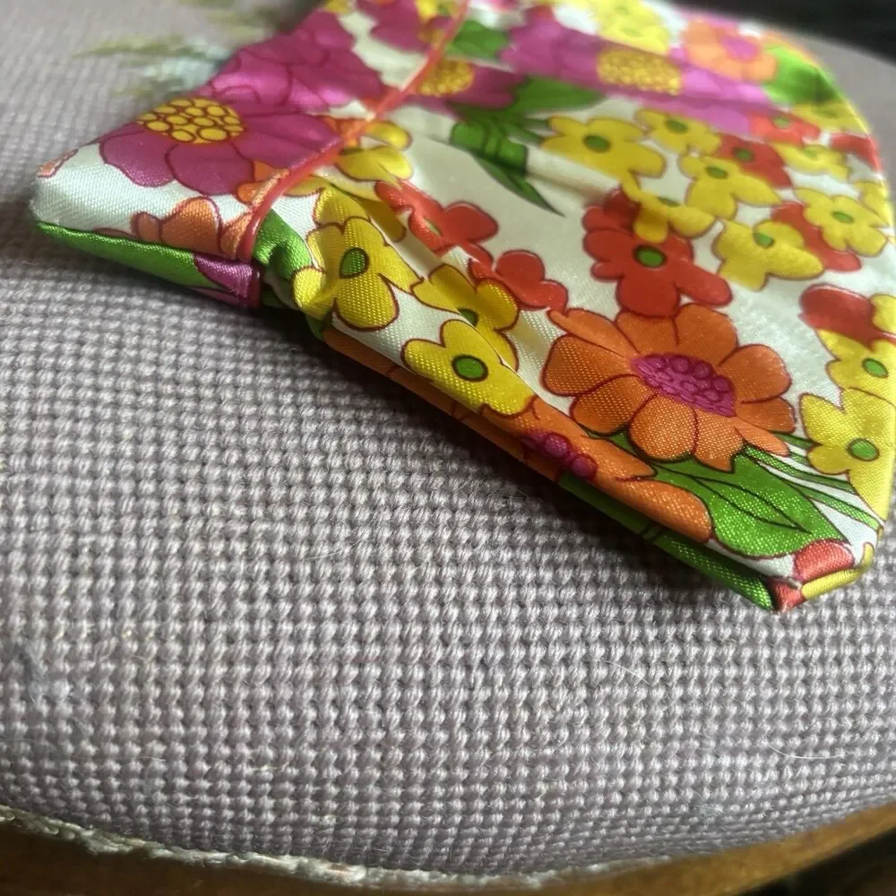 Vintage 60s Flower Power Tapestry Clutch Coin Purse 1960s Whimsical Floral Mod
